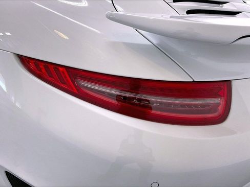 Used 2016 Porsche 911 Turbo image 30