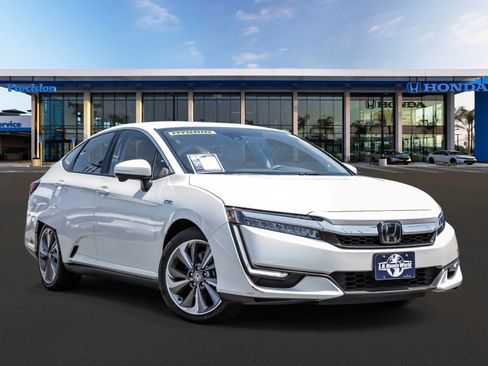 Used 2018 Honda Clarity Plug-In Hybrid image 1