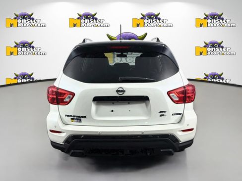 Used 2018 Nissan Pathfinder SL AWD/4WD image 6