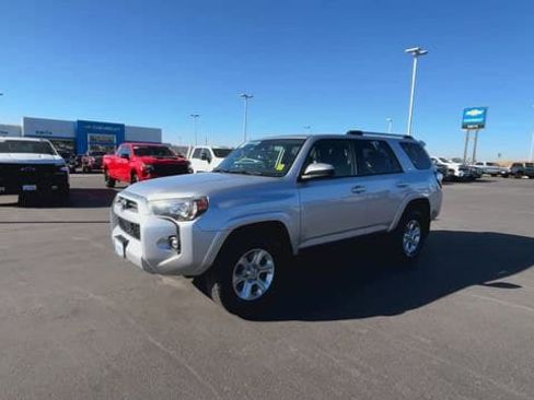 Used 2024 Toyota 4Runner SR5 image 4