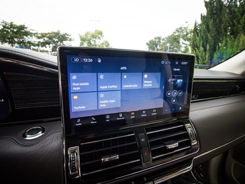 Used 2024 Lincoln Navigator L Black Label AWD/4WD image 24