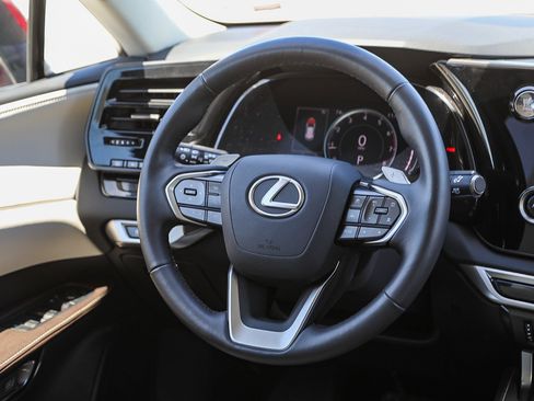 Used 2024 Lexus RX 350 FWD w/ Technology Package image 15