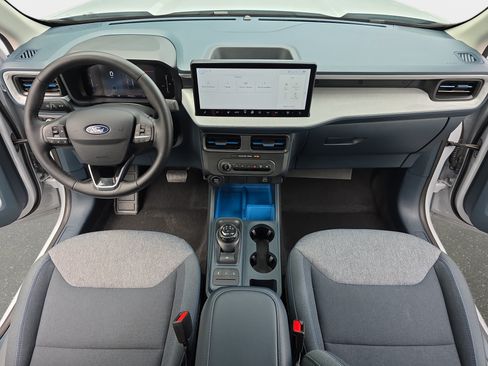 Used 2025 Ford Maverick XLT w/ XLT Luxury Package AWD/4WD image 9