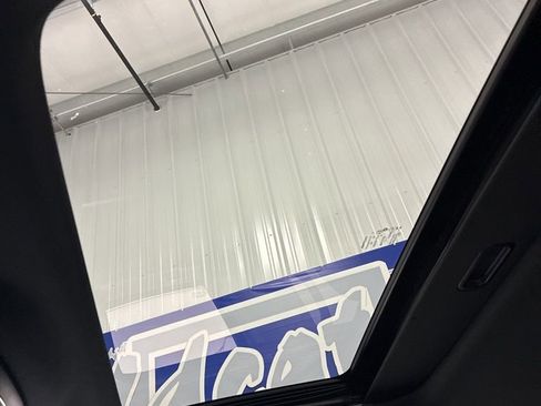 Used 2017 Jeep Grand Cherokee Limited image 34