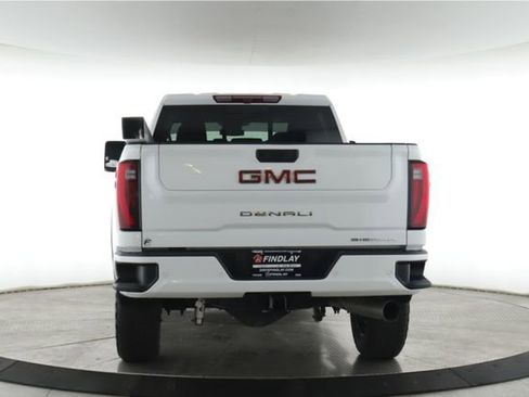 Used 2026 GMC Sierra 3500 Denali AWD/4WD image 11