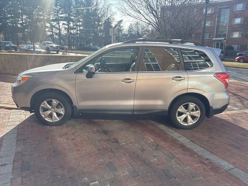 Used 2016 Subaru Forester 2.5i Limited image 6