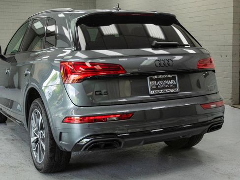 Used 2024 Audi Q5 2.0T Premium w/ Summer of Audi Package AWD/4WD image 40