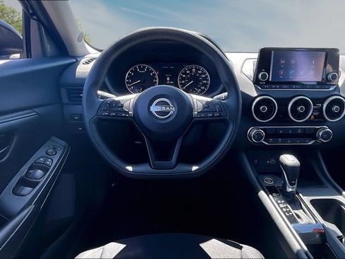 Certified 2025 Nissan Sentra S FWD image 8