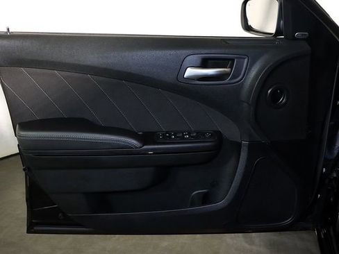 Used 2023 Dodge Charger SXT w/ Blacktop Package image 25