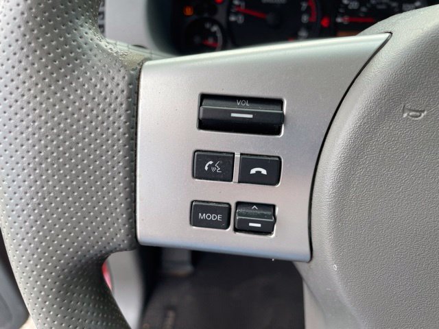 Used 2015 Nissan Frontier SV w/ SV Value Truck Package RWD image 23