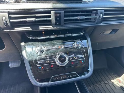 Used 2022 Lincoln Corsair FWD image 20