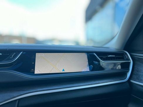 Used 2022 Jeep Grand Cherokee Limited 4xe w/ Luxury Tech Group II image 33