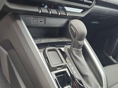 Certified 2025 Chevrolet Colorado W/T RWD image 27