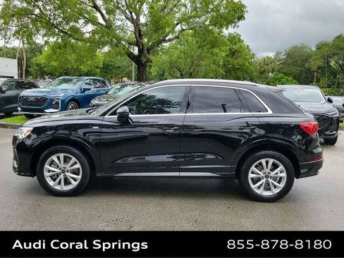 Certified 2025 Audi Q3 2.0T Premium w/ Convenience Package AWD/4WD image 11
