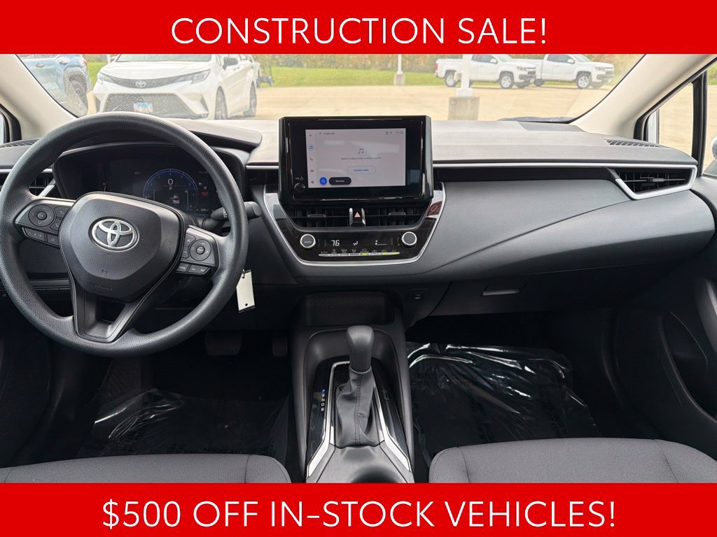 Used 2026 Toyota Corolla LE FWD image 21