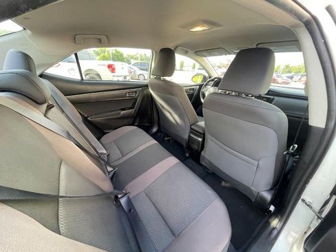 Used 2017 Toyota Corolla LE FWD image 10