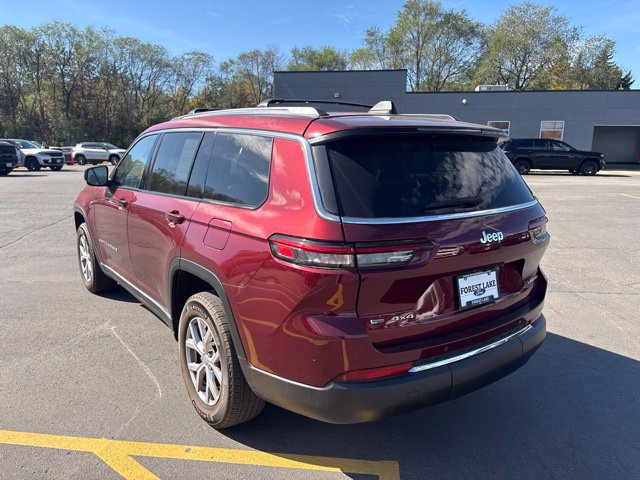 Used 2022 Jeep Grand Cherokee L Limited AWD/4WD image 6