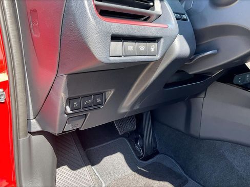 New 2026 Toyota Prius Plug-In Hybrid w/ Limited Premium Package FWD image 19