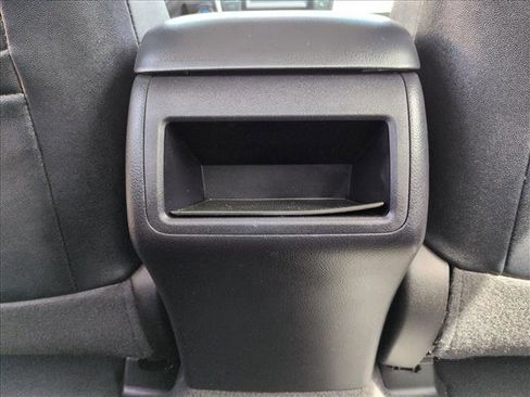 Used 2016 Toyota Camry SE image 16