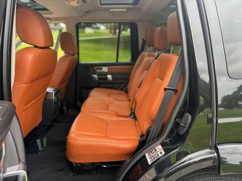 Used 2016 Land Rover LR4 HSE LUX AWD/4WD image 29