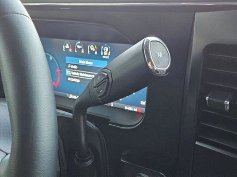 Used 2025 Ford F250 Lariat w/ FX4 Off-Road Package image 12