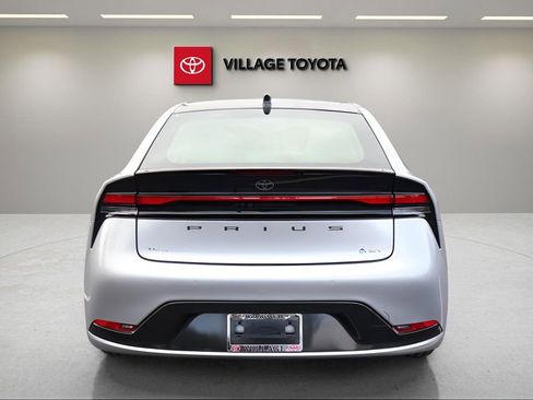 New 2026 Toyota Prius Limited image 4