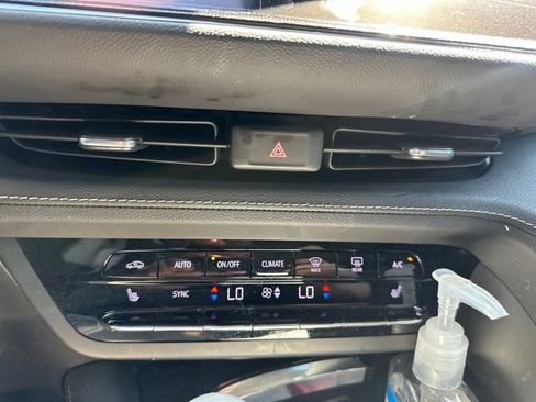 Certified 2023 Buick Envision Essence AWD/4WD image 42