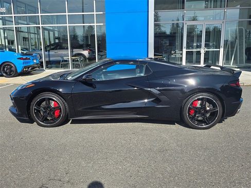 Used 2023 Chevrolet Corvette Stingray Premium Conv w/ Z51 Performance Package image 3