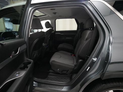 Used 2020 Hyundai Palisade SEL w/ Convenience Package AWD/4WD image 16