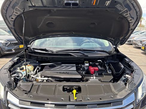 Used 2025 Nissan Rogue SV FWD image 34