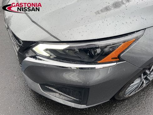 Used 2024 Nissan Altima 2.5 SV image 6