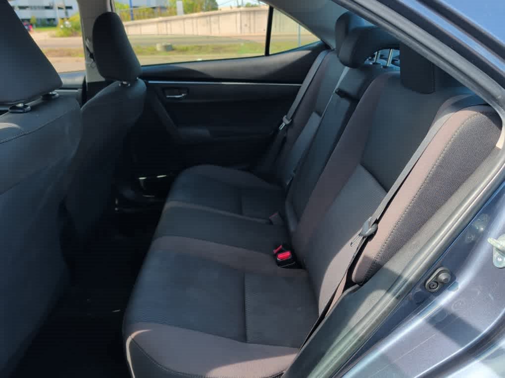 Used 2019 Toyota Corolla LE FWD image 10