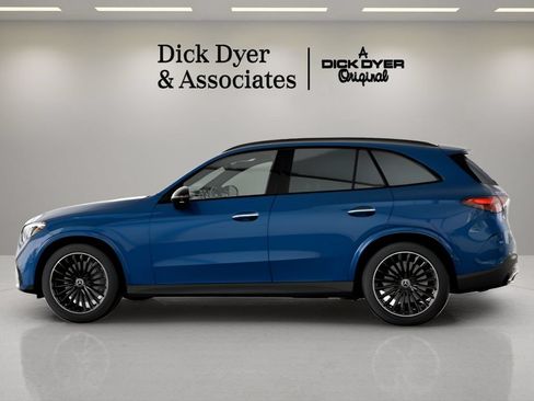 Used 2026 Mercedes-Benz GLC 300 image 29