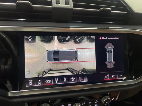 Used 2024 Audi Q3 2.0T Premium Plus image 57