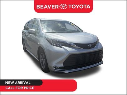 Used 2021 Toyota Sienna XLE w/ XLE Plus Package