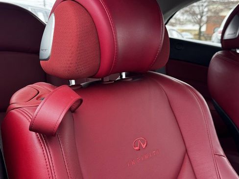 Used 2010 INFINITI G37 Anniversary Edition image 33