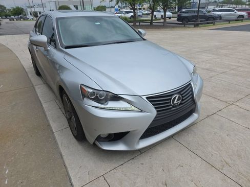 Used 2014 Lexus IS 350 w/ Navigation Package RWD image 3