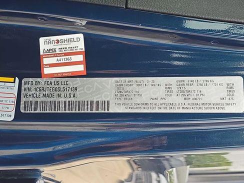 Used 2025 Jeep Gladiator Mojave AWD/4WD image 35
