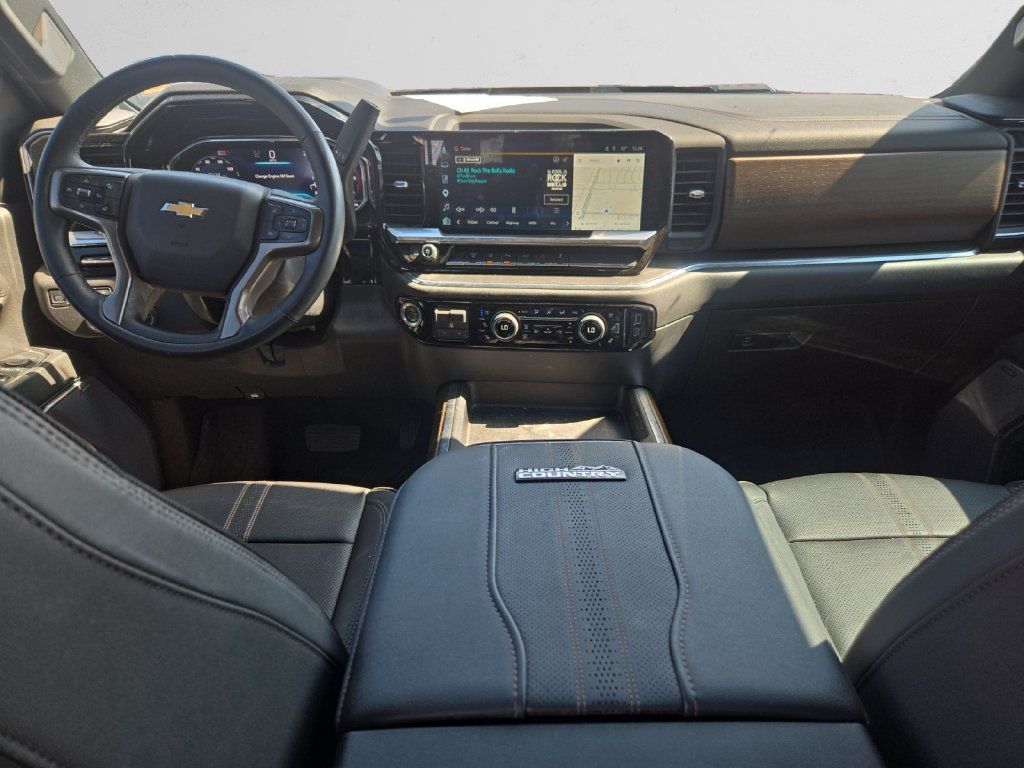 Used 2024 Chevrolet Silverado 3500 High Country w/ High Country Premium Package AWD/4WD image 12