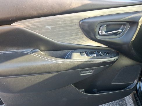 Used 2017 Nissan Murano SL w/ SL Technology Package image 12