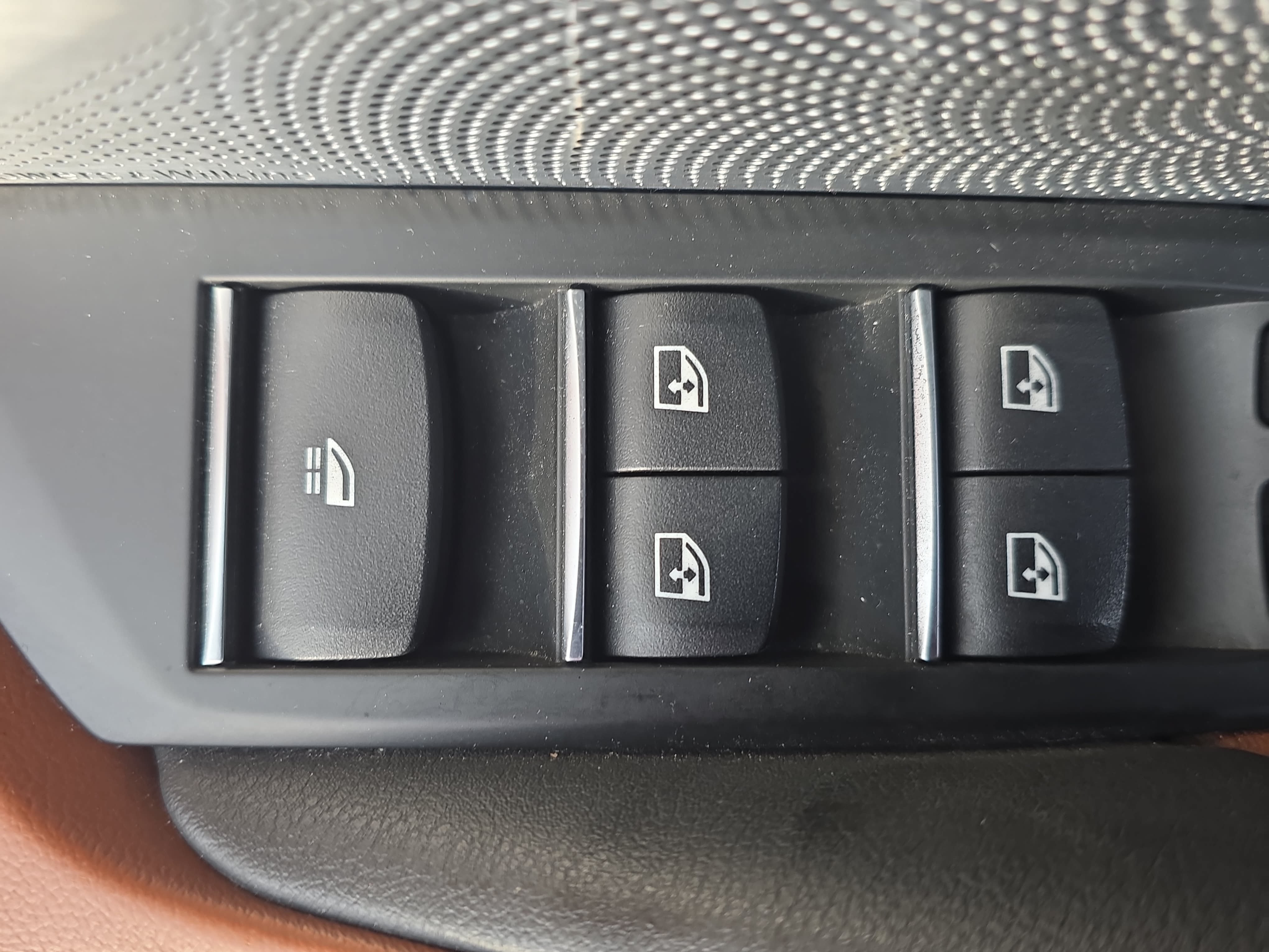 Used 2019 BMW M850i xDrive Convertible AWD/4WD image 28