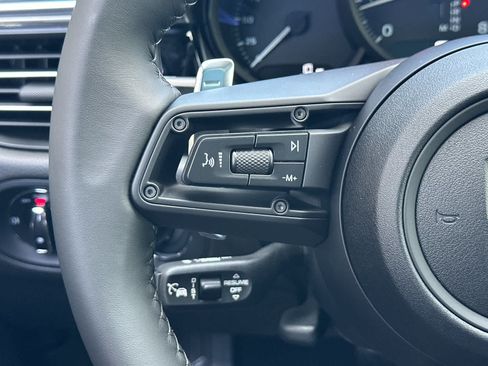 New 2026 Porsche Macan AWD/4WD image 27