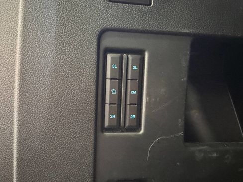 Used 2020 Ford Expedition Max Limited w/ Equipment Group 301A AWD/4WD image 39