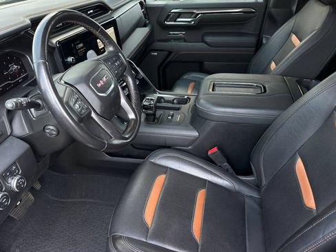 Used 2022 GMC Sierra 1500 AT4 w/ AT4 Premium Package AWD/4WD image 10