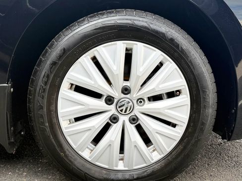 Used 2019 Volkswagen Jetta S image 45