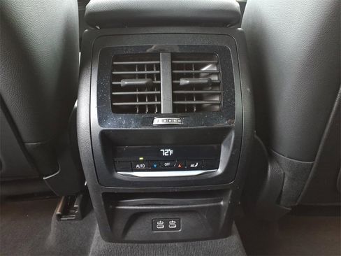 Used 2024 BMW X3 xDrive30i image 27