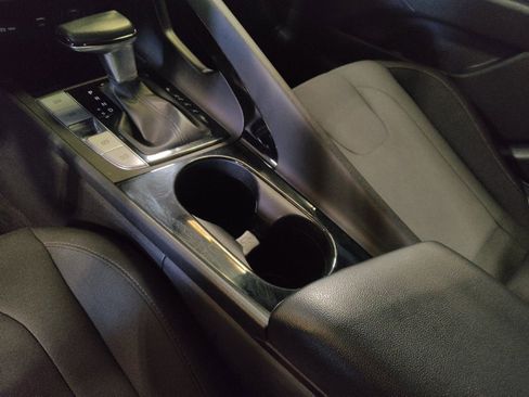 Used 2023 Hyundai Elantra SEL w/ Convenience Package FWD image 26