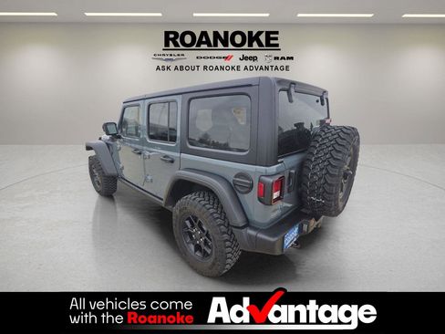 Used 2025 Jeep Wrangler Willys image 6