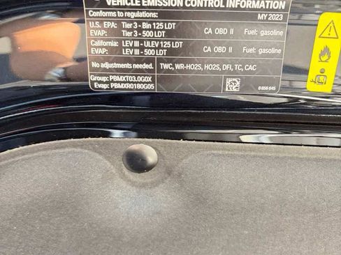 Used 2023 BMW X5 xDrive40i w/ M Sport Package AWD/4WD image 9