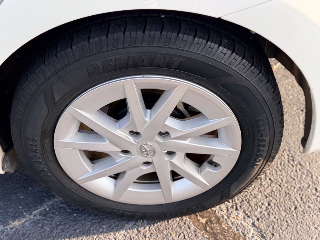 Used 2014 Toyota Prius V Three FWD image 34